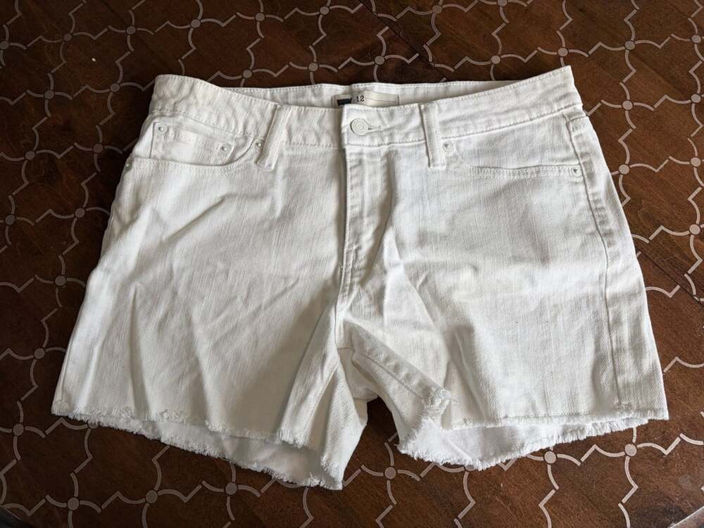 Signature by Levi Strauss High-Rise Denim Shorts White Women's Size 12